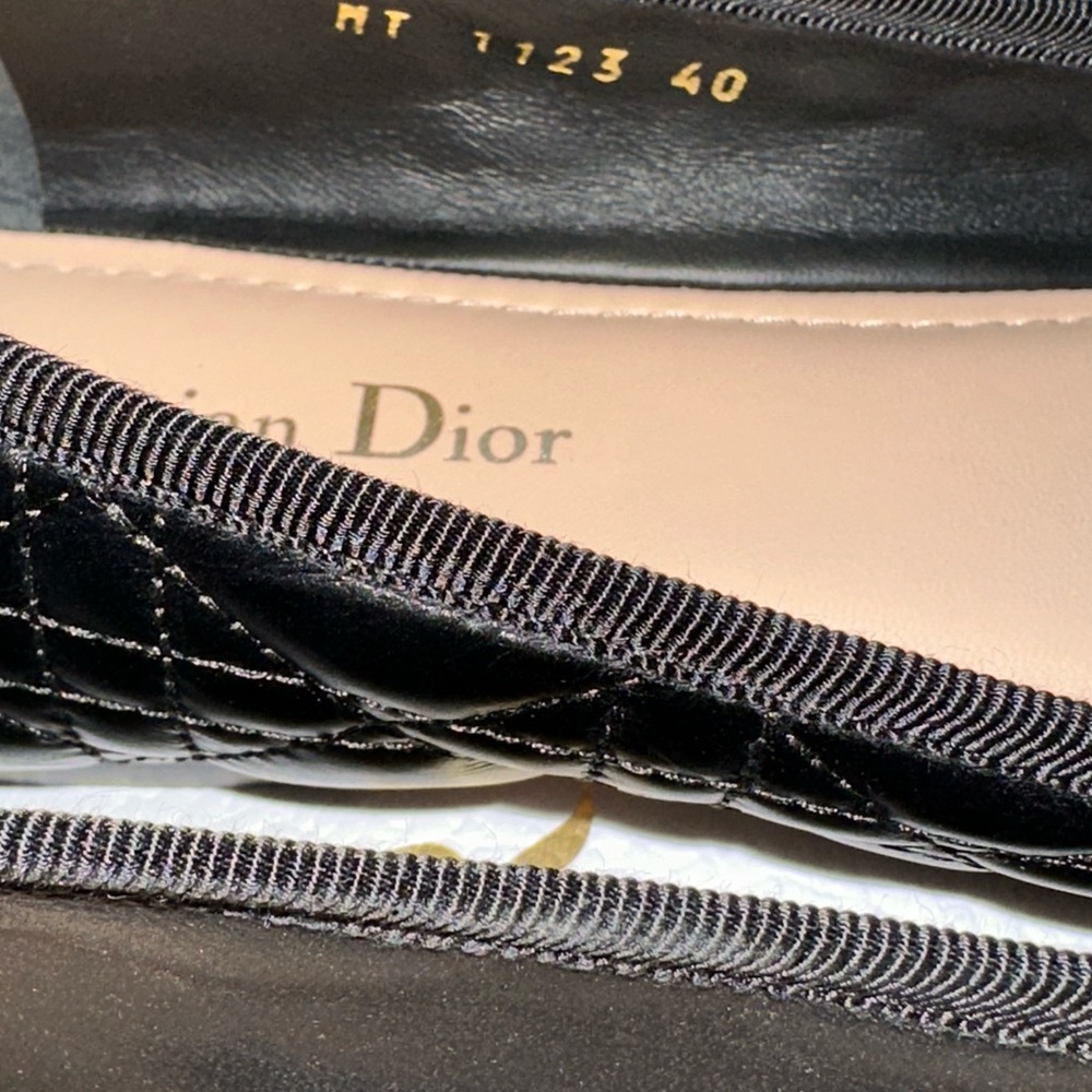 Dior Black Quilted Cannage Flats with Bow and Pearl Size 40. GREAT CONDITION - Picture 4 of 12